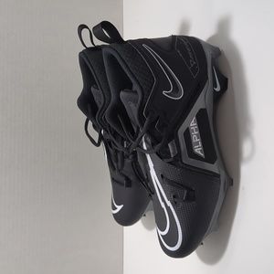 Nike Men's Alpha Menace Pro 3 Mid Football Cleats Size 9